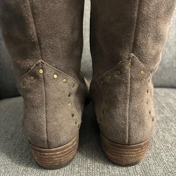 Aerosoles Suede Brown Boots with studded accents size women’s 10 - Picture 7 of 10